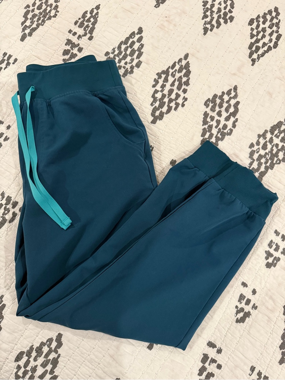 Zamora High-Rise Jogger Scrub Pant